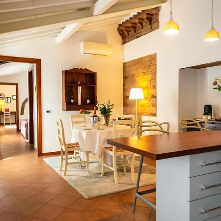 بيت ضيافة Relais La Torre - Domus فيرونا