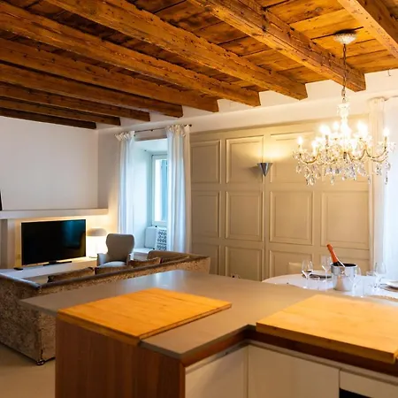 Relais La Torre - Domus فيرونا