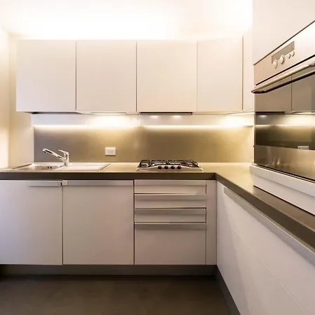 Relais La Torre - Domus بيت ضيافة 4*