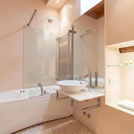 Relais La Torre - Domus فيرونا