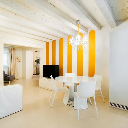 Relais La Torre - Domus 4* فيرونا