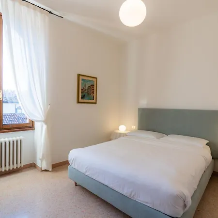 Relais La Torre - Domus بيت ضيافة 4*