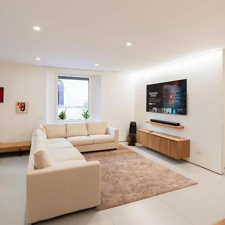 بيت ضيافة Relais La Torre - Domus 4*